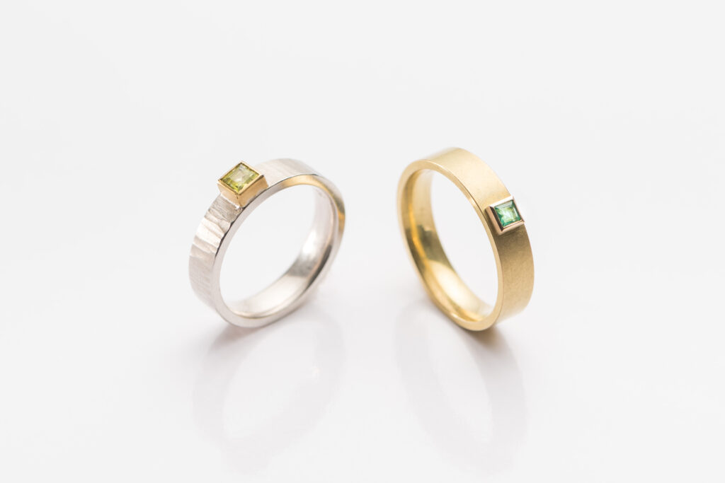 Weißgold Gelbgold mit Smaragd und Turmalin